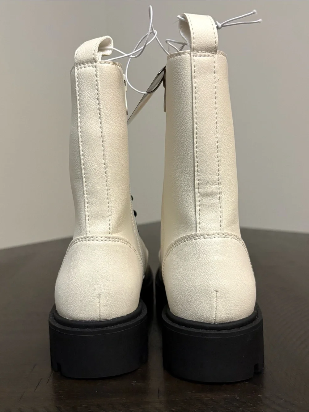 Art Class Kids' White Lace-up Combat Boots Kids Size 1 New With Tags